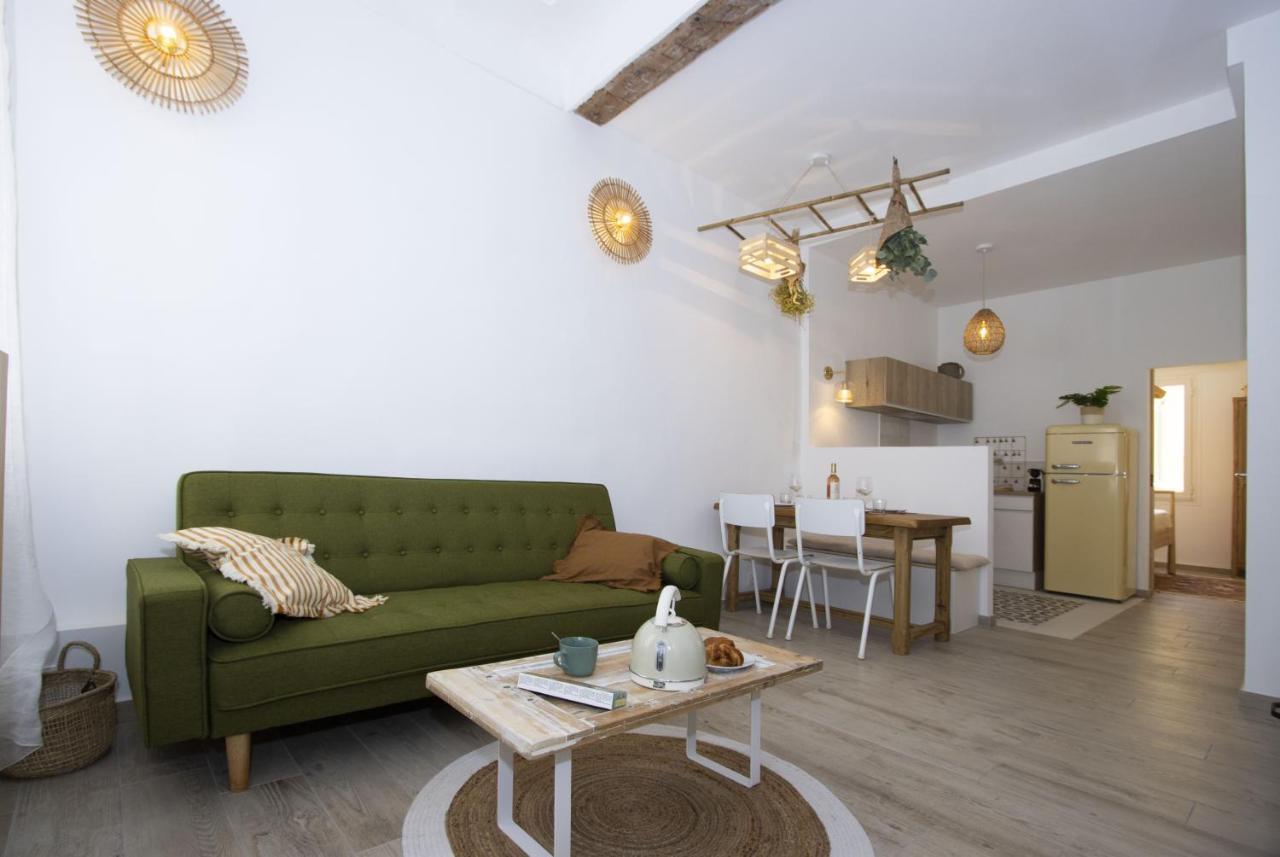 Apartment Authentique - T3 A 2 Pas Du Port Et Des Plages - Parking Souterrain Offert *