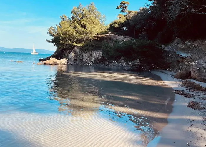 La Ciotat Authentique - T3 A 2 Pas Du Port Et Des Plages - Parking Souterrain Offert